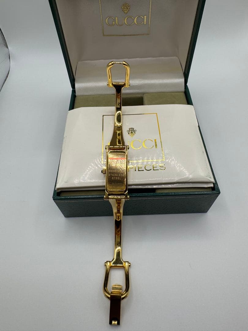 ブルドーザー様 電池交換済み【新同】GUCCIレディースゴールド/ブラック稼働品