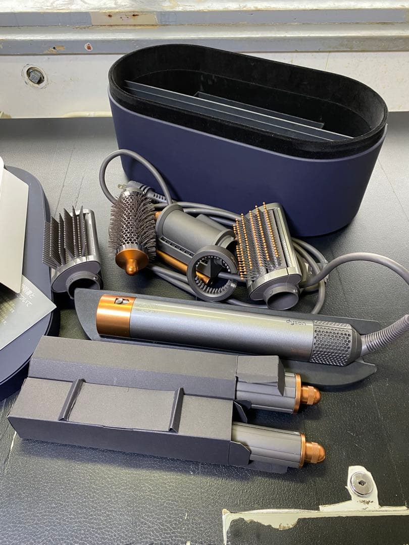 Dyson Airwrap スタイリングセット