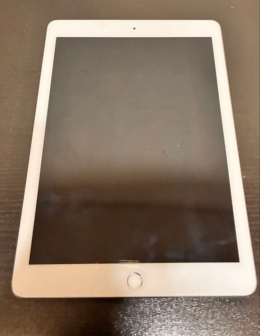(動作確認済み)iPad 第6世代 128GB シルバー