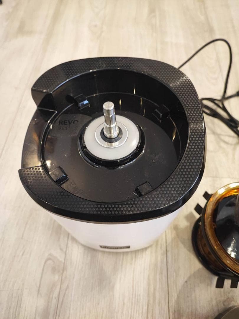 【BEST】クビンス ホールスロージューサー REVO830｜90mm & 43