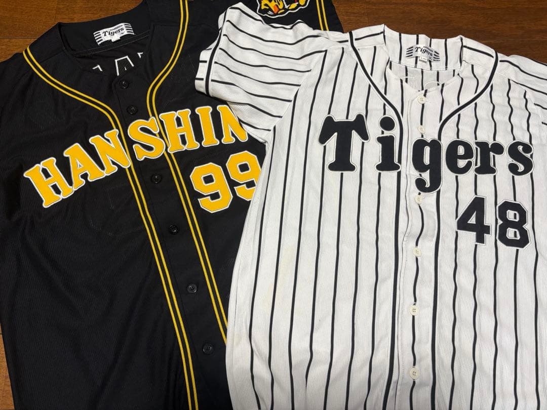 ナバーロ　ロジャース　ユニフォーム　阪神タイガース　黒色