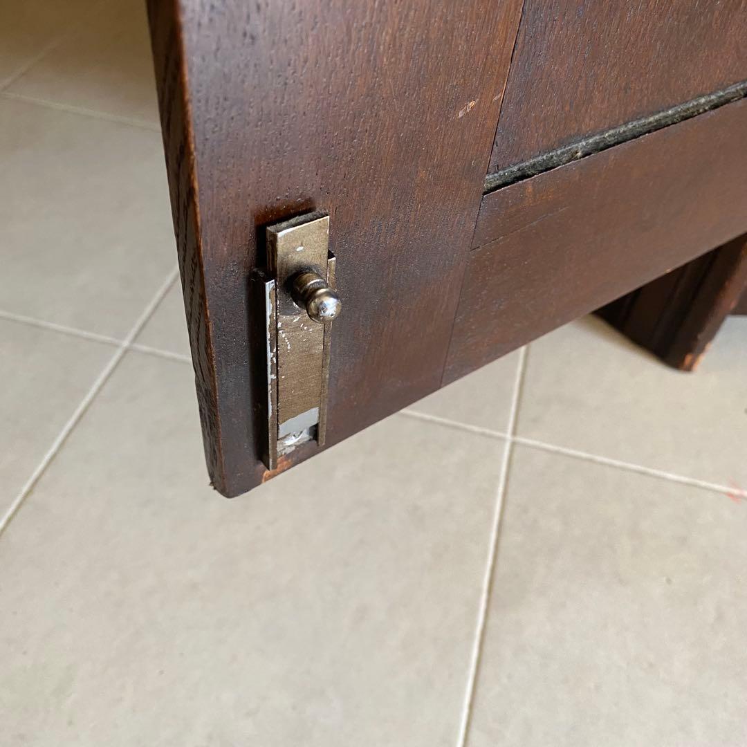 イギリス　アンティーク　ワードローブ　英国カントリー　ヨーロピアン　キャビネット