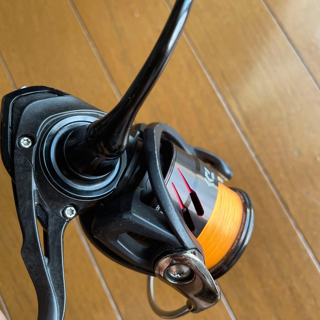 18 タトゥーラ LT2500S-XH ダイワタトゥーラスピニングリール