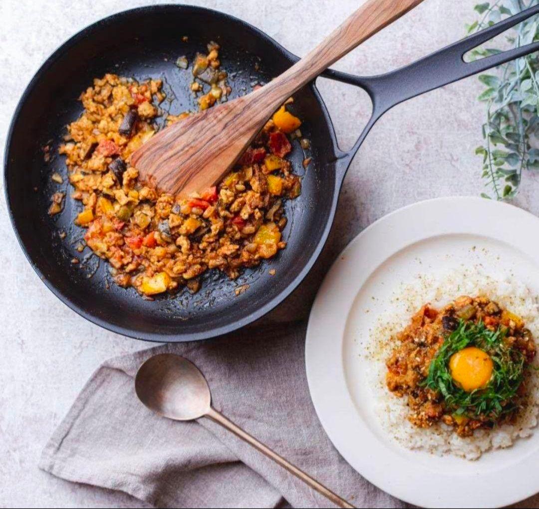 [新品] 未開封 UNILLOY 鋳物 フライパン 28cm ガス・IH対応