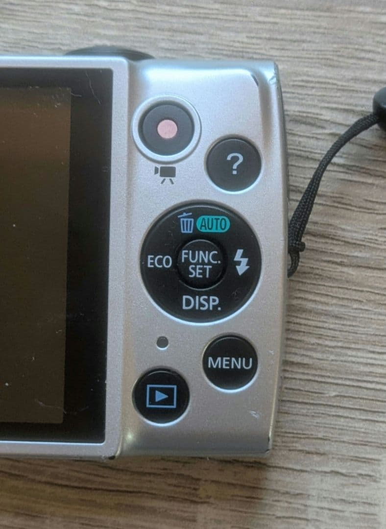 ♥限定お値下げ♥Canon PowerShot A2600 シルバー　光学5倍