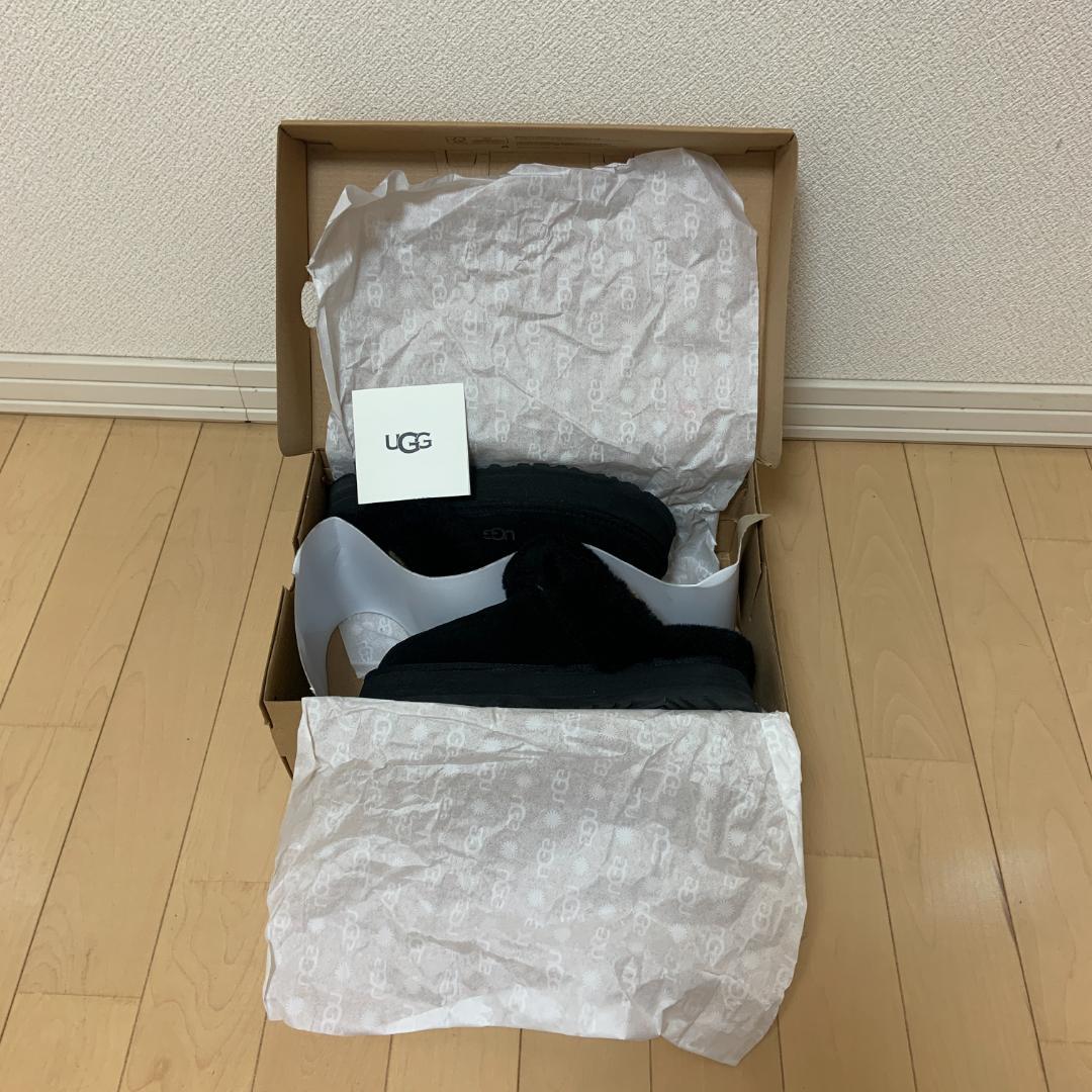 UGGディスケット　US6　23センチ　正規品　ムートン　スリッポン　黒