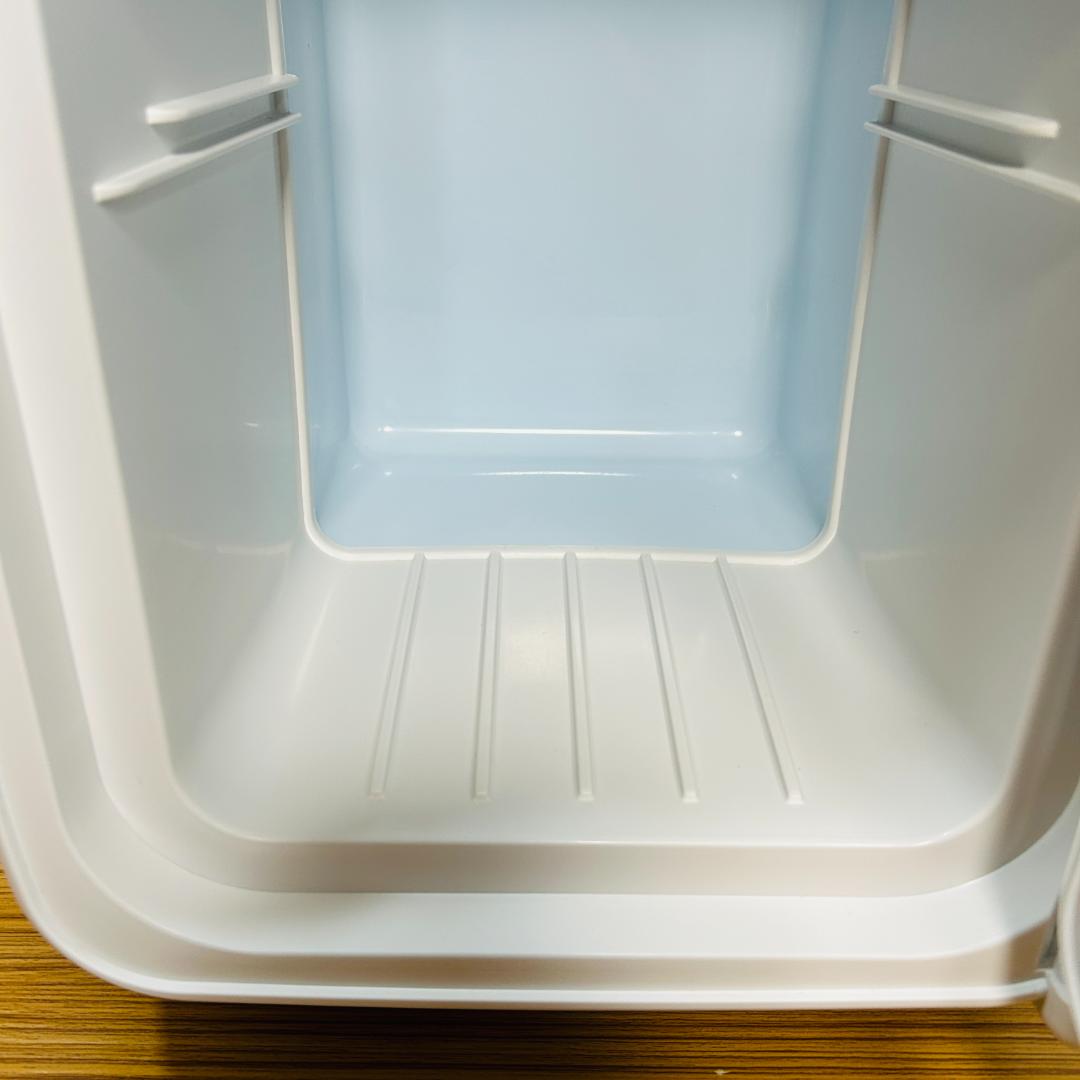 【美品】ツインバード 2電源式ポータブル 保冷保温庫 13L HR-EB07W