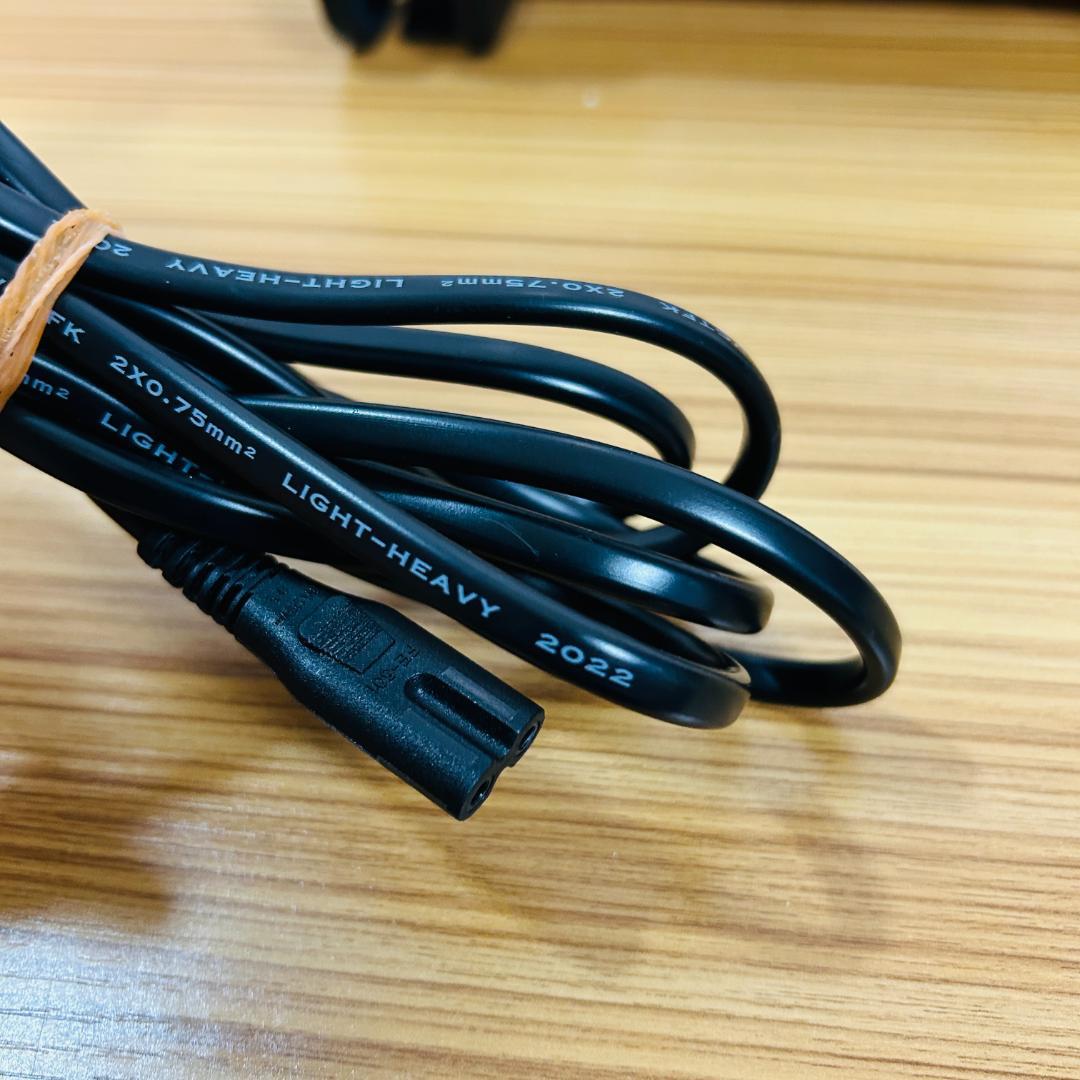 【美品】ツインバード 2電源式ポータブル 保冷保温庫 13L HR-EB07W