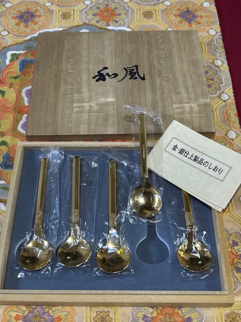 5名様　春お膳　庫山窯お雛様湯呑み茶碗　蓋物など35点　未使用　桜梅