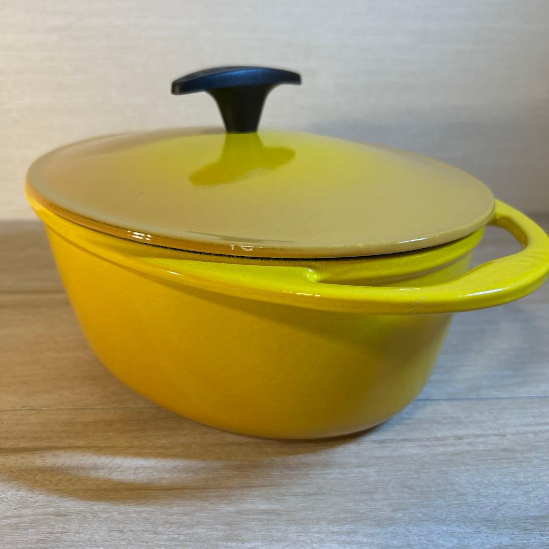 ルクルーゼ　センセーション　オーバル　ディジョンイエロー　25cm 両手鍋　鍋