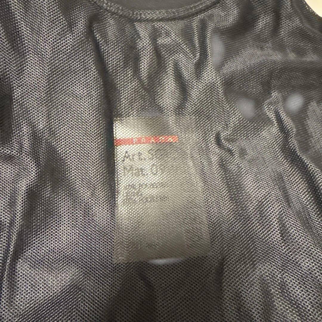 プラダのゴルフＴシャツ