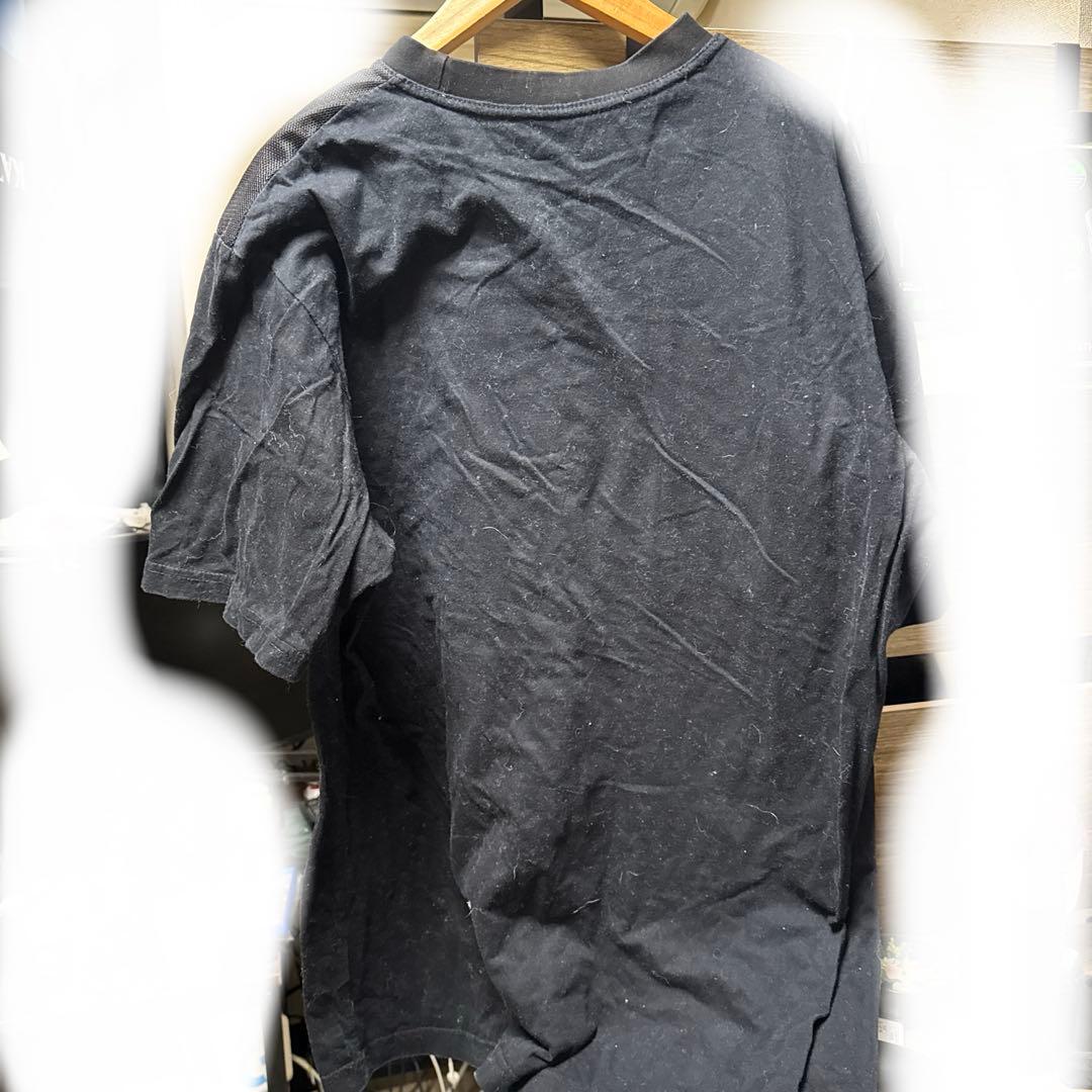 プラダのゴルフＴシャツ