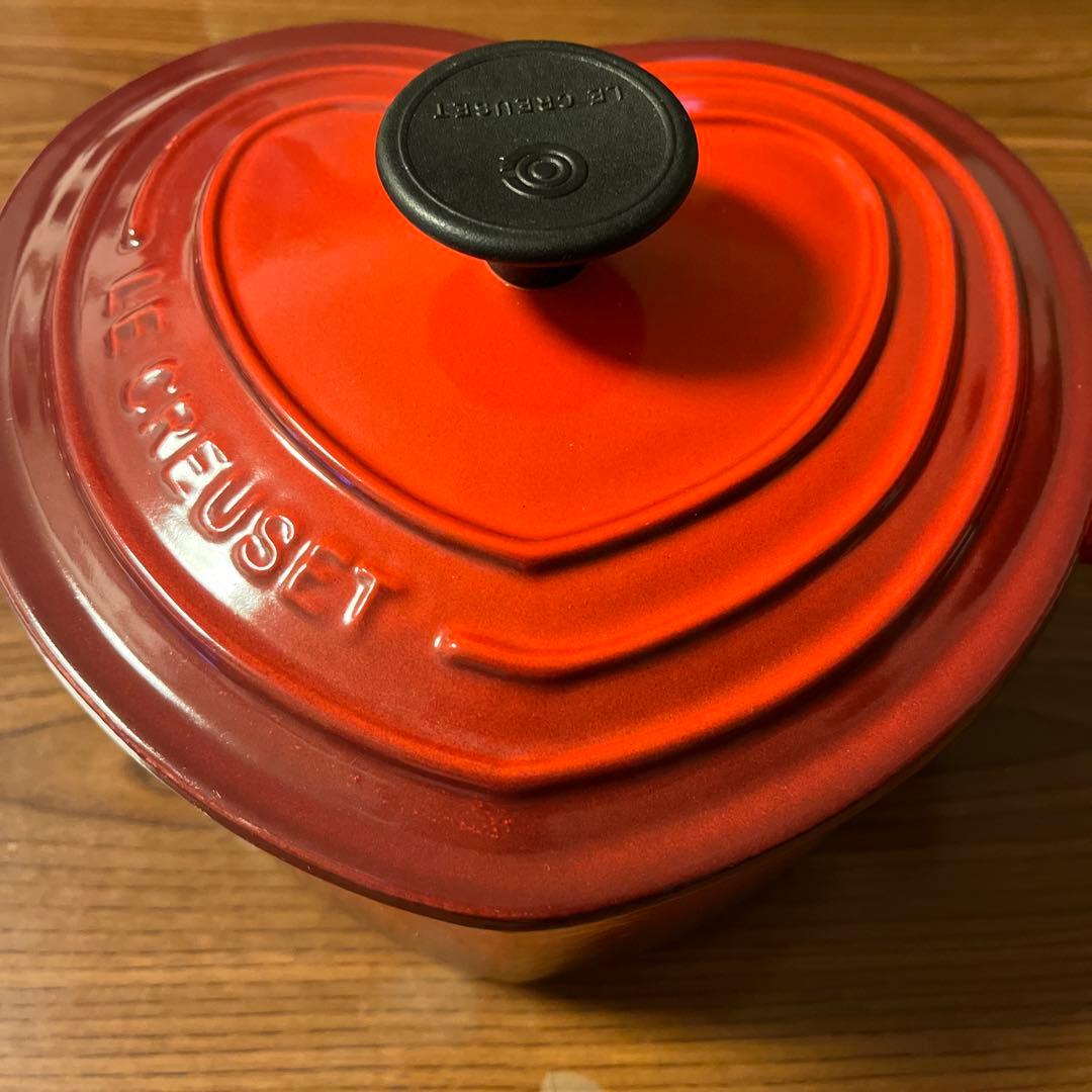 Le Creuset ル・クルーゼ　ココットダムール　ハート型　両手鍋 赤