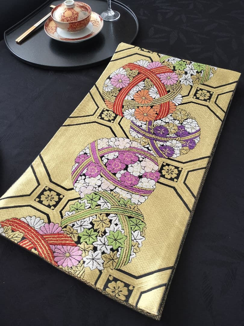 A898★逸品‼️手毬模様‼️テーブルランナー2m17cm