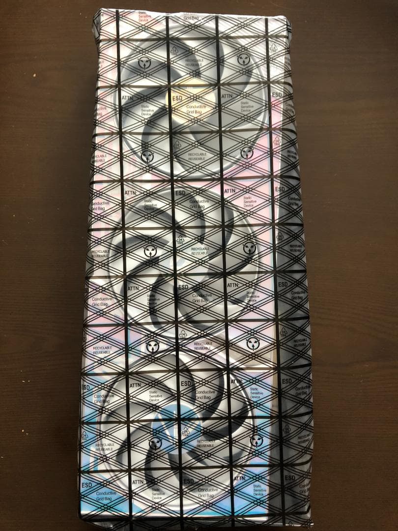 り*た様 【美品 動作確認済み】GeForce RTX 4070 Ti SUPE