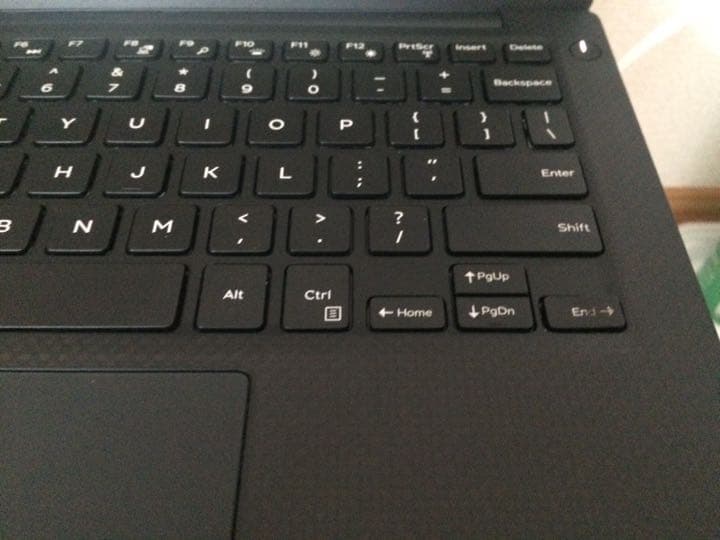 Windowsノート本体 DELL XPS13 9360 i7