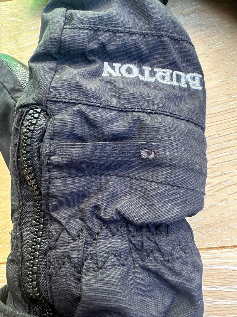 ノースフェイススノーウェア100 バートン　BURTON ミトン