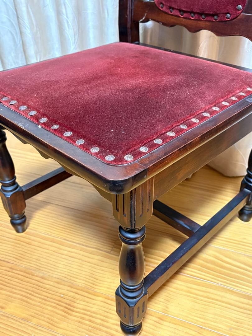 ヴィンテージ 鋲打ち　椅子　ベルベット張り　レトロ　チェア 2脚