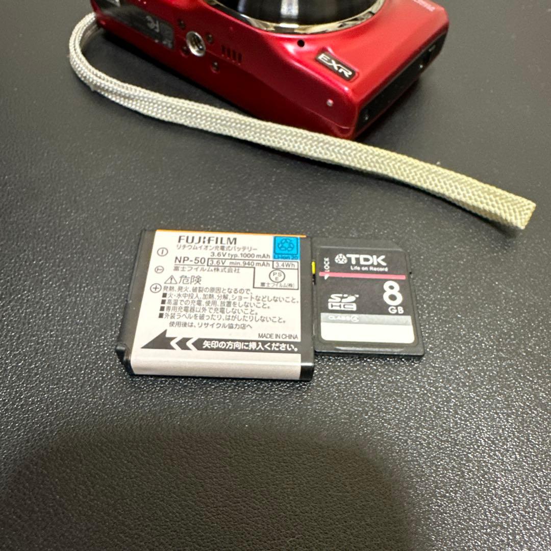 FUJIFILM FINEPIX F820EXRレッド中古良品