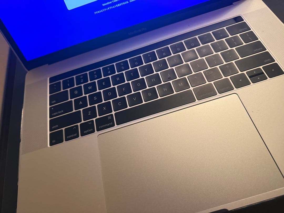 MacBook Pro 15, 2016 2テラSSD 16メモリ完全オーダー品