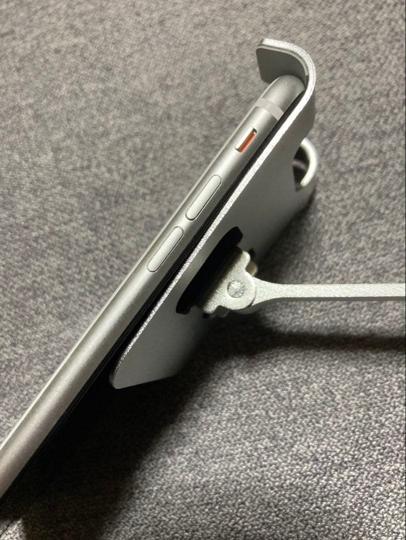 D*4様 Apple iPhoneSE2 128GB ホワイト