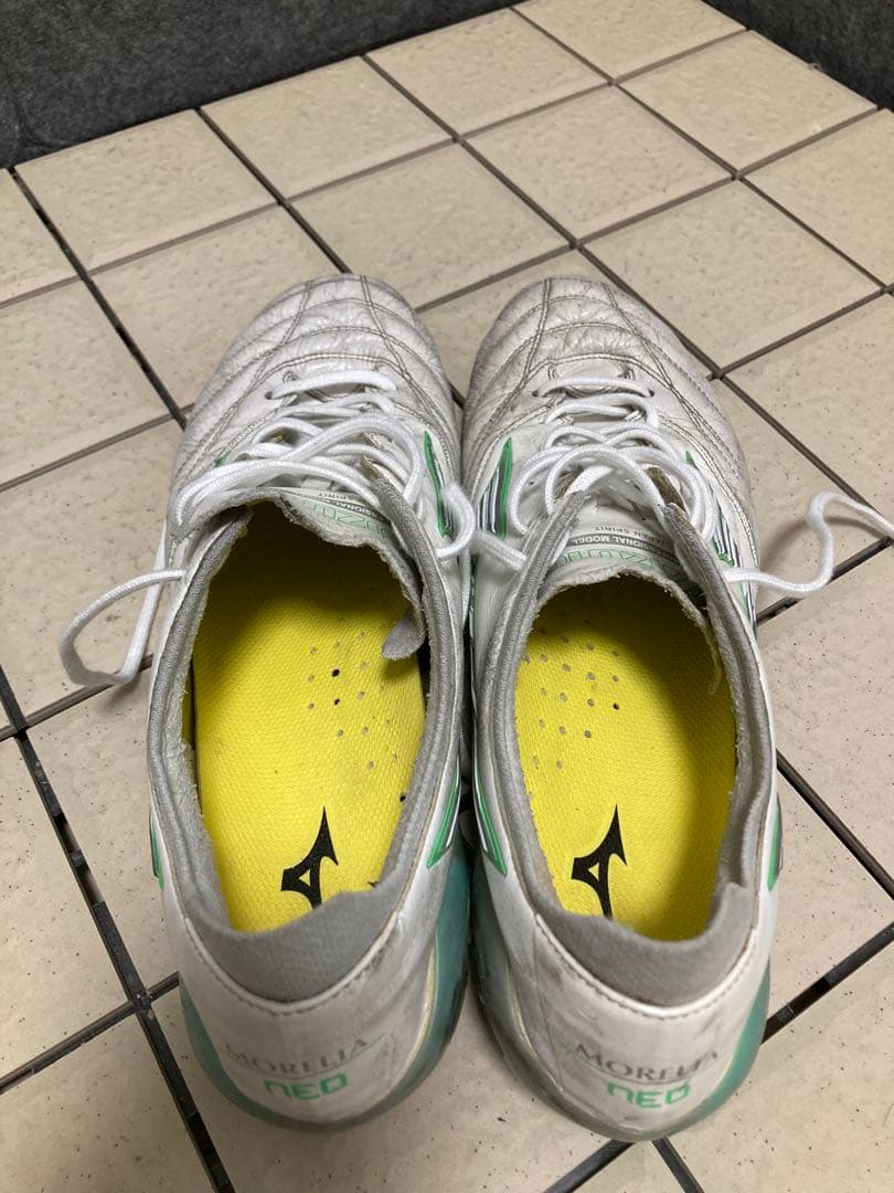 ミズノ モレリアネオ3 サイズ28センチ