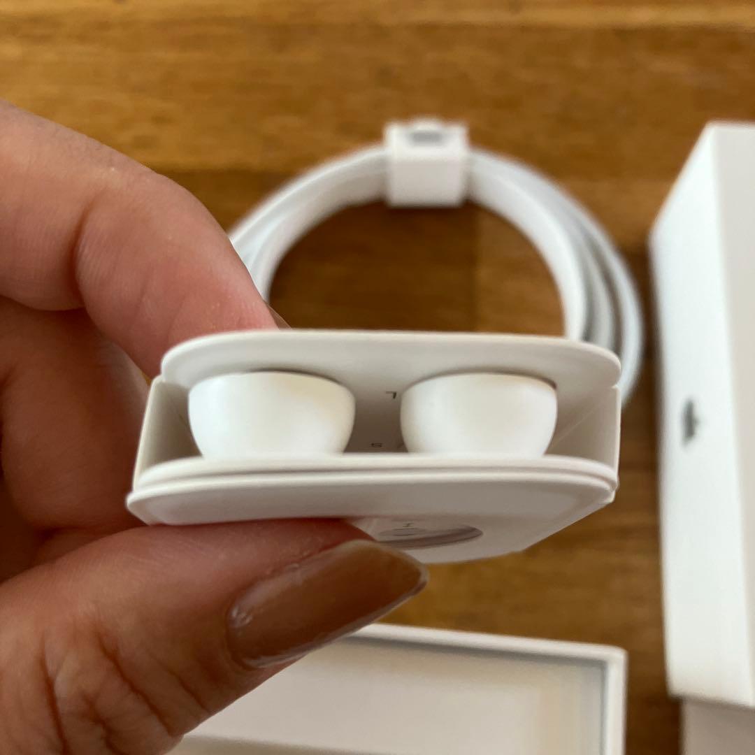 Apple AirPods Pro 2 USB-C MTJV3J/A 完全付属