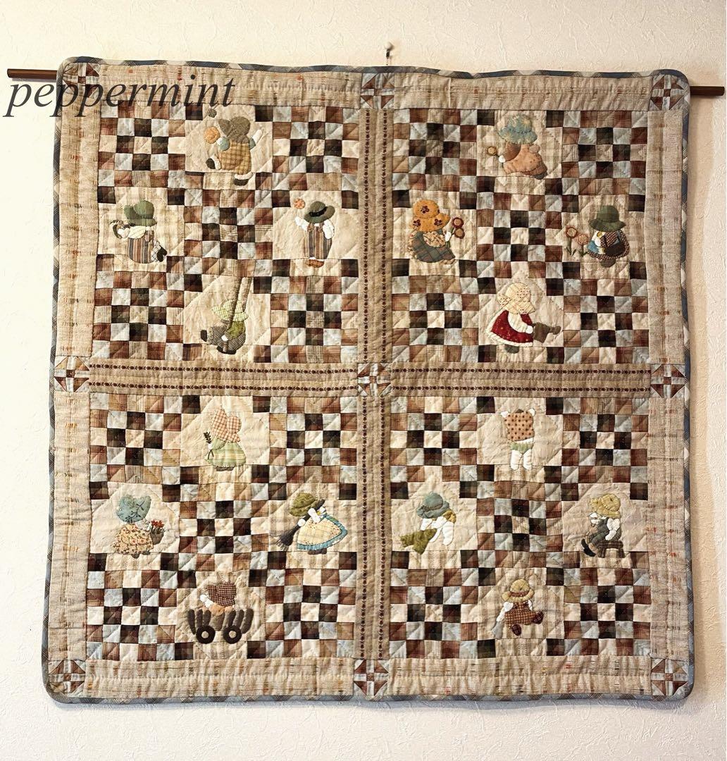 スーちゃんのタペストリー　パッチワークタペストリーパッチワークキルトタペストリー