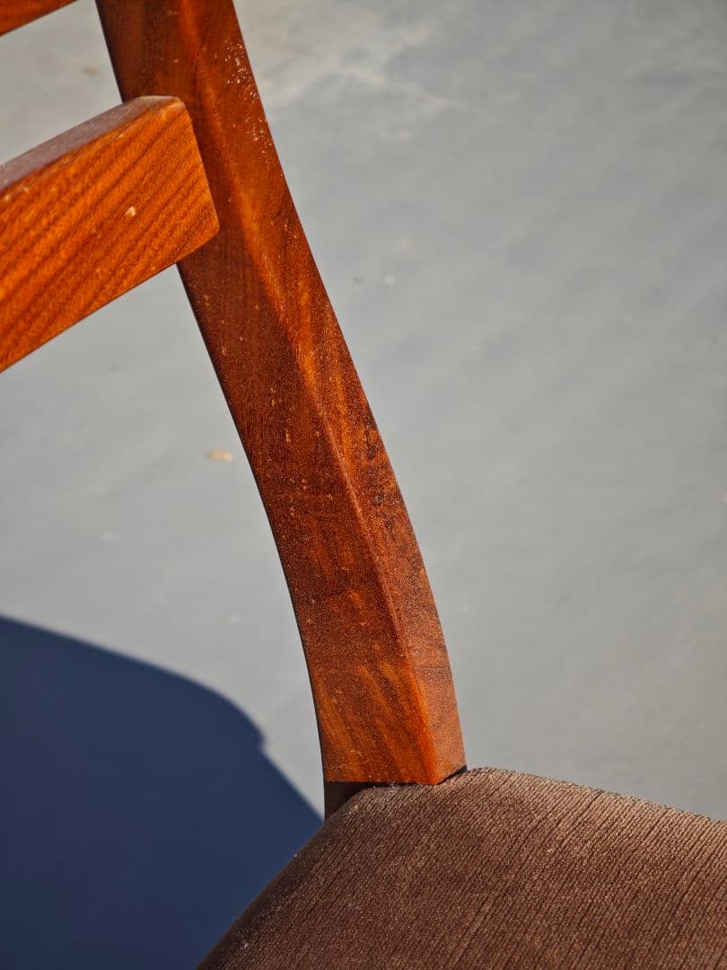 ヴィンテージ　木製ダイニングチェア　チーク