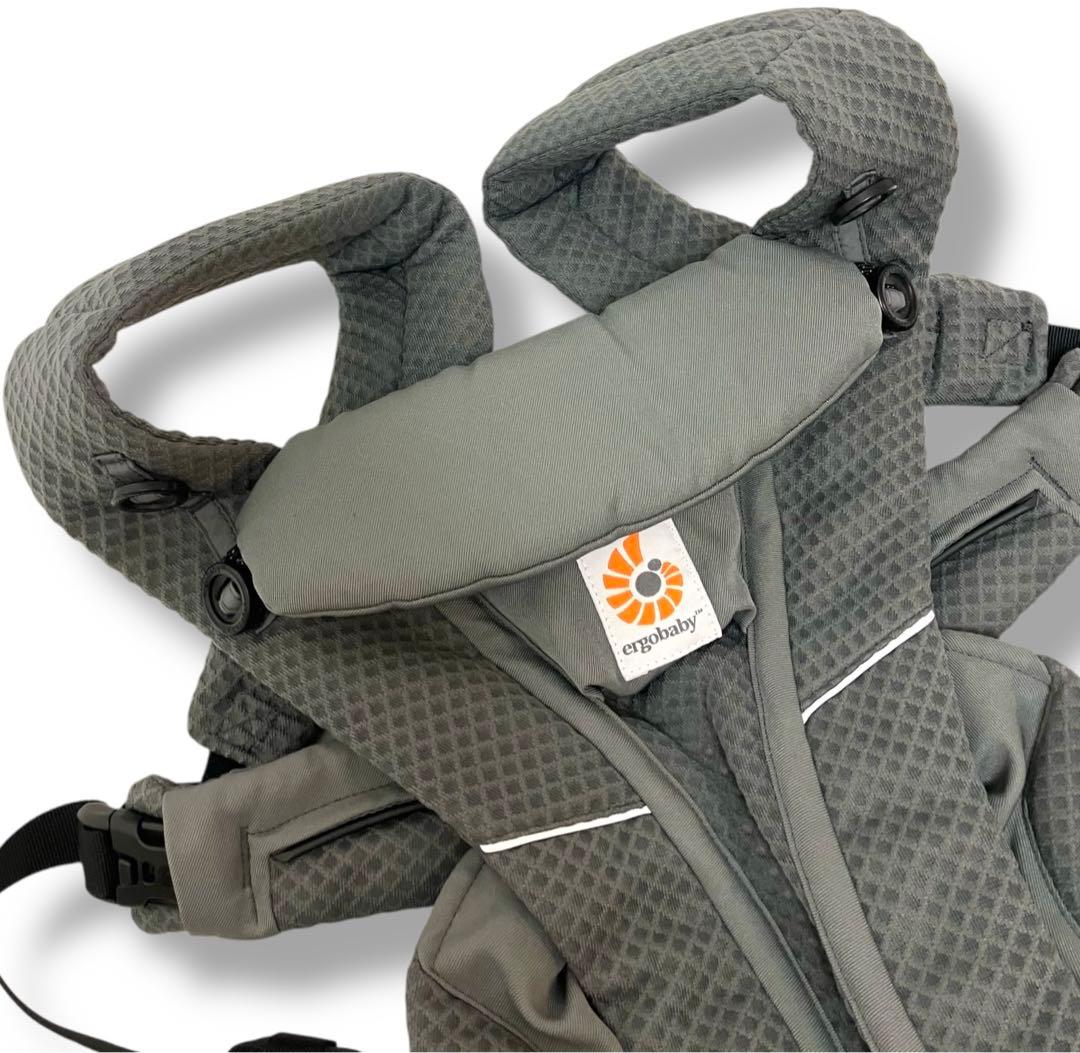 美品 国内正規品 エルゴベビー オムニブリーズ エアメッシュ グラファイトグレー