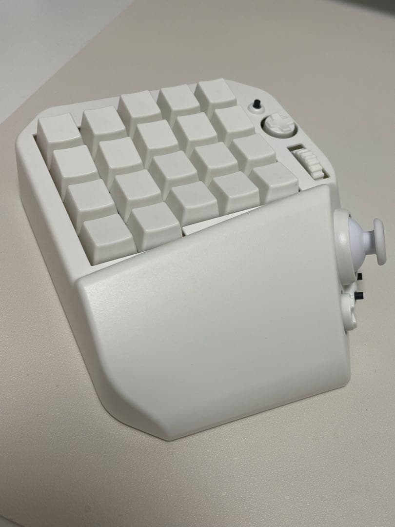 MH-device MH-DELTA 左手デバイス 白