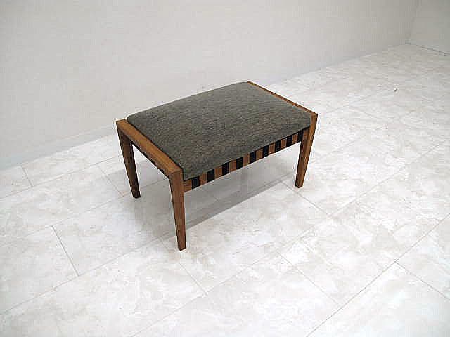 【展示品リッツウェル ブラヴァ オットマン ウォールナット無垢材×ファブリック