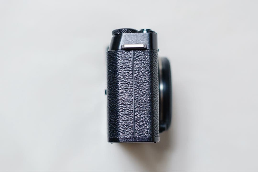 FUJIFILM X-E4 ミラーレスカメラ
