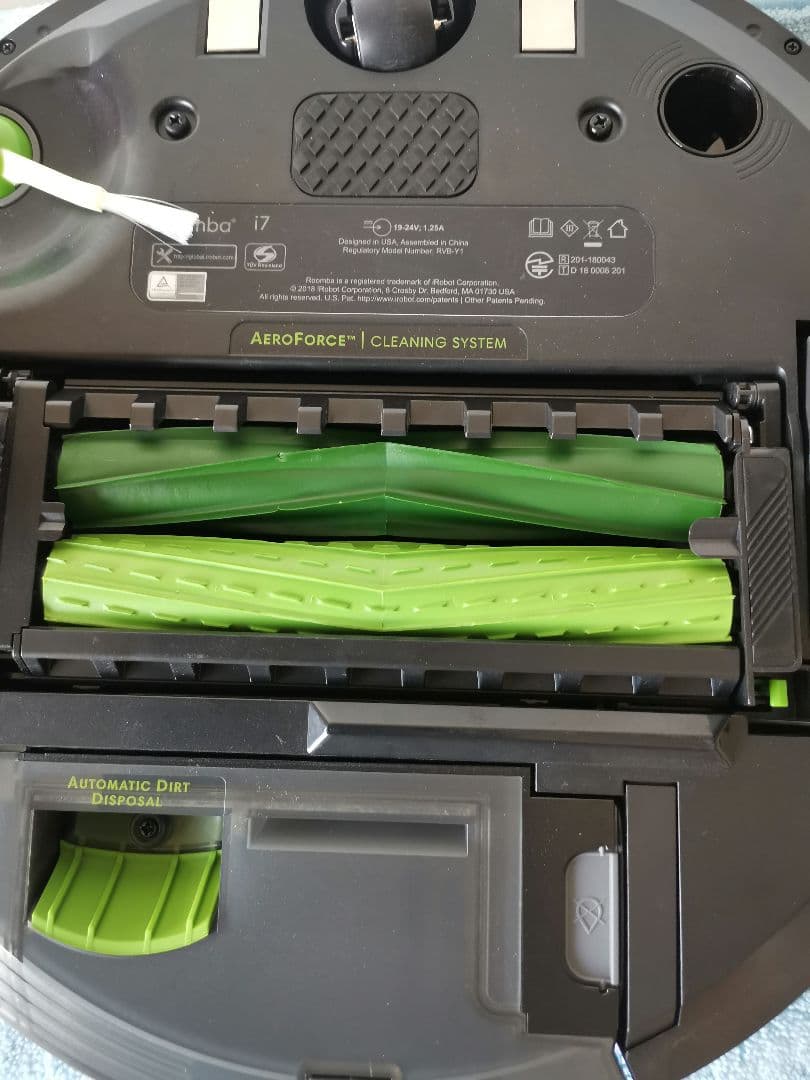 iRobot ロボット掃除機 ルンバ i7+ クリーンベース 自動ゴミ収集機付き