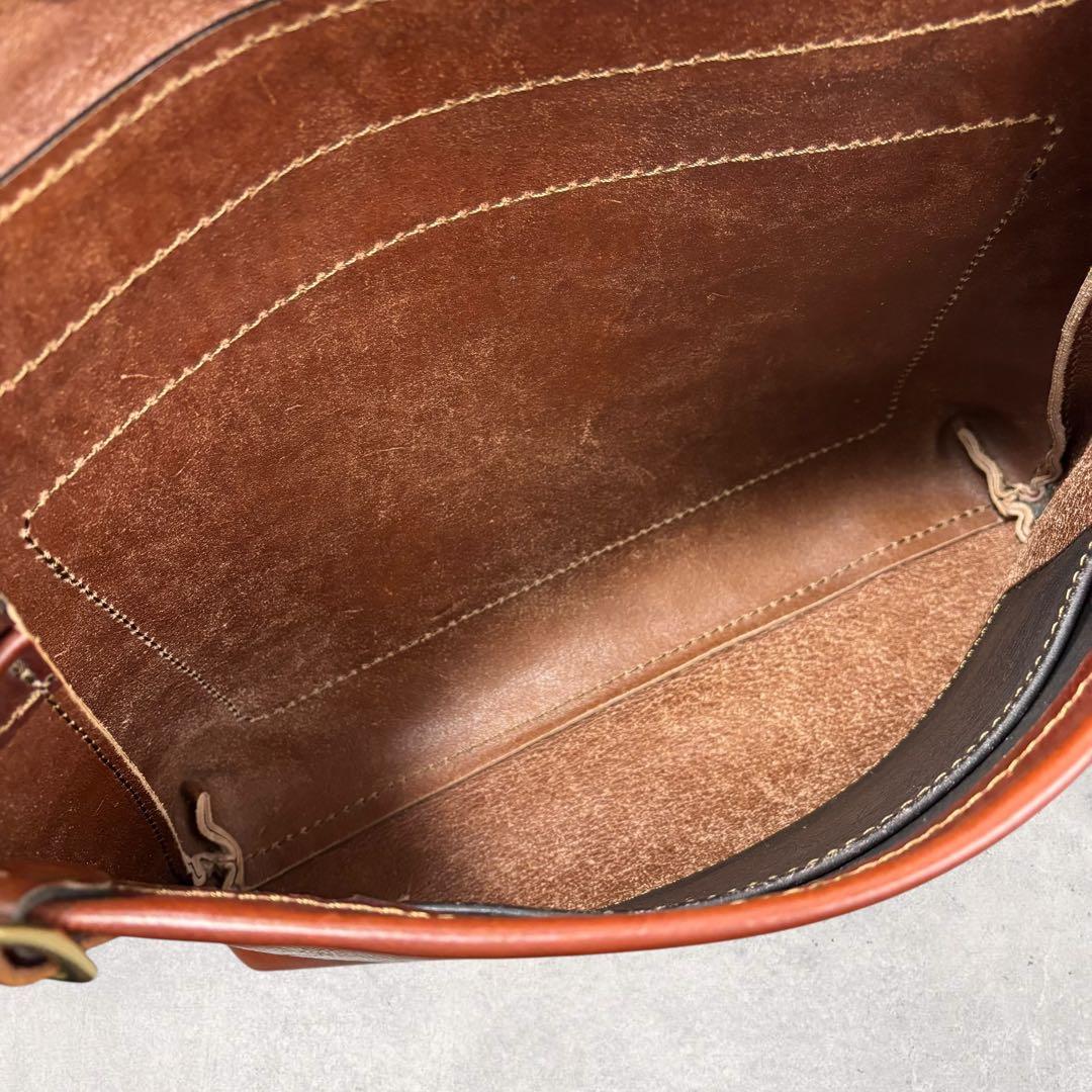 HERZ ヘルツ 半かぶせ ショルダーバッグ M ブラウン 本革 斜め掛け