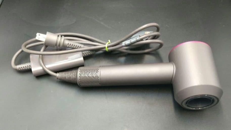 dyson supersonic Ionic HD03 ダイソン ドライヤー