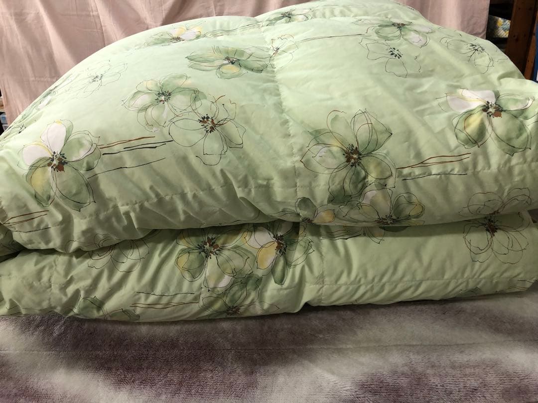 土・日限定値下げ！美品☆羽毛布団　シングル　ダウン93%