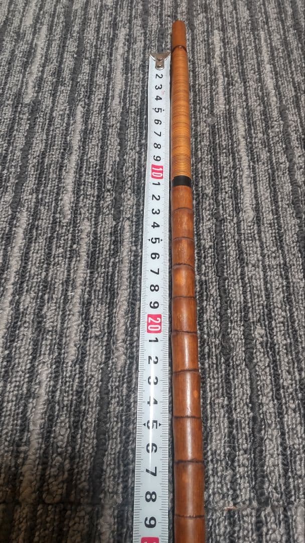 竿掛け・玉の柄　湖友