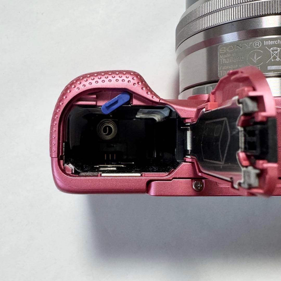 【ジャンク】SONY ミラーレス一眼カメラ α5000 ピンク