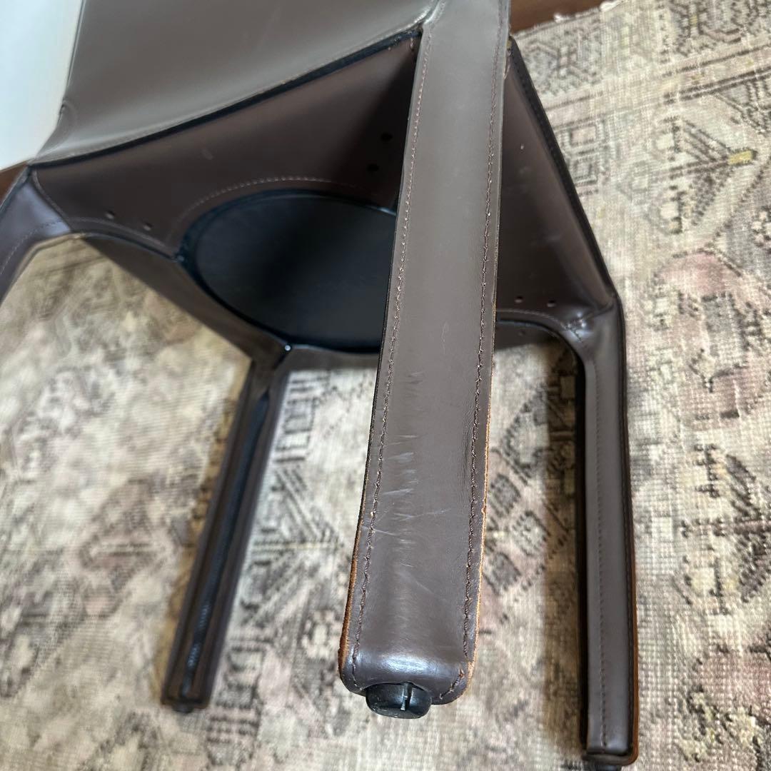 Cassina 412 キャブチェア タバコ　マリオベリーニ