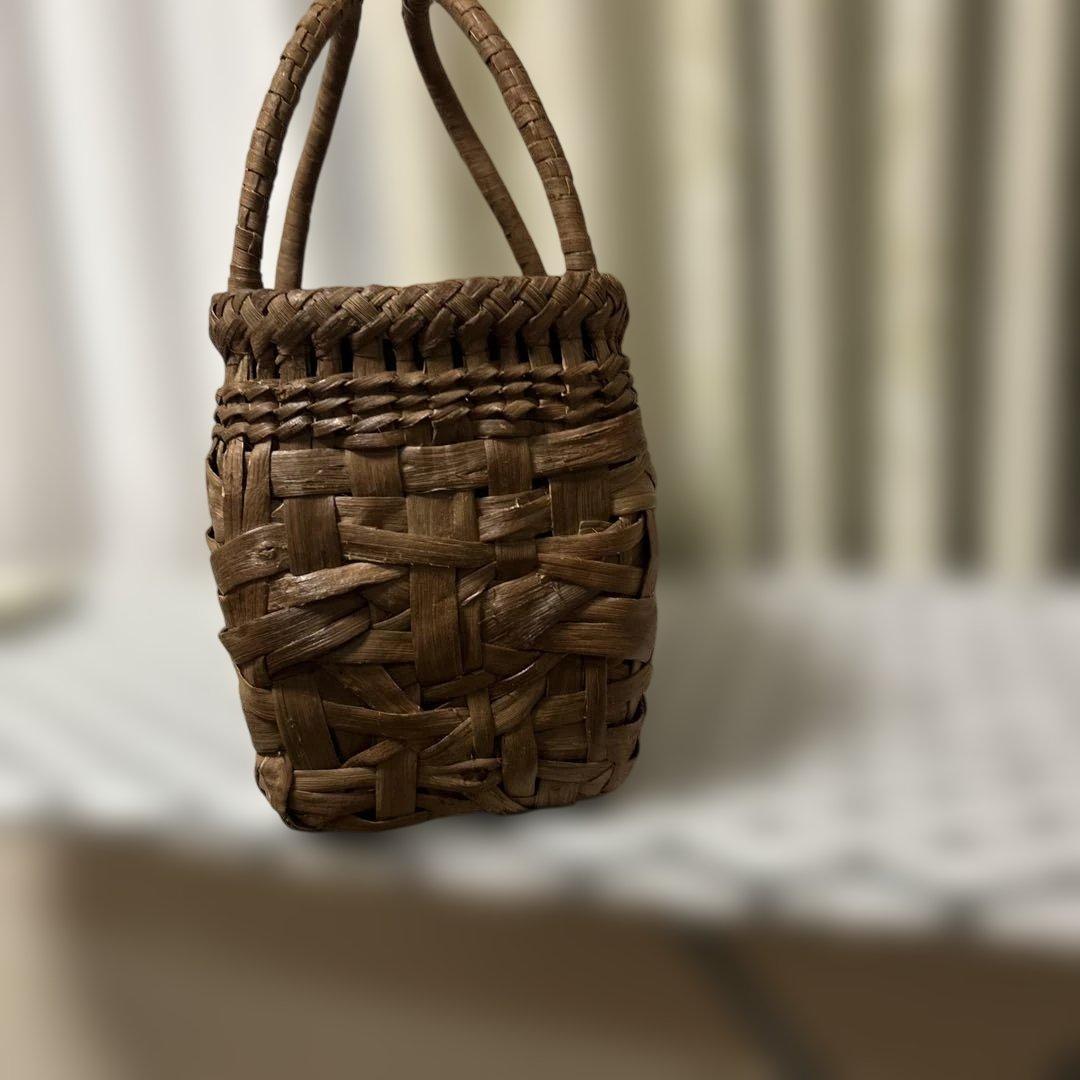 山葡萄バック　　mami さん オーダー品　　パネル追加しました