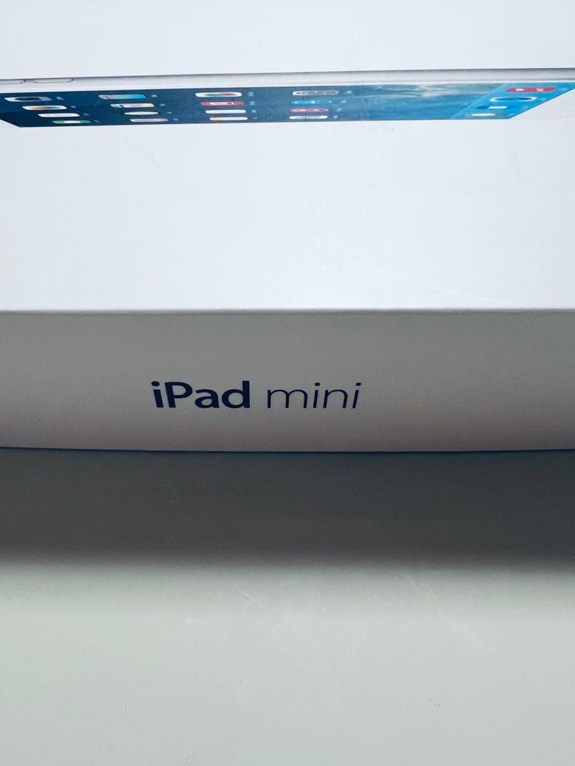 【Apple】iPad mini Retinaディスプレイ、64GB、Wi-Fi