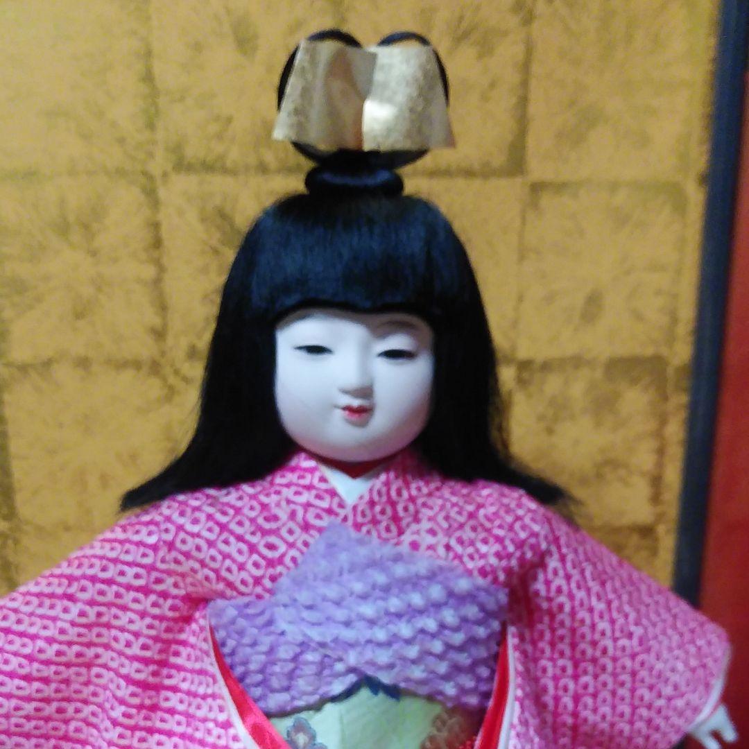 男の子と女の子の日本人形