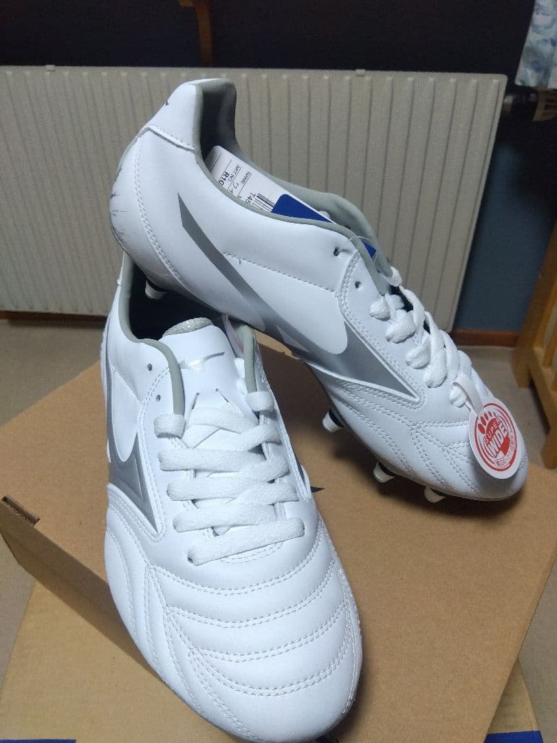 ラグビースパイク／30.0／白×シルバー／R1GA230003／新品・未使用品