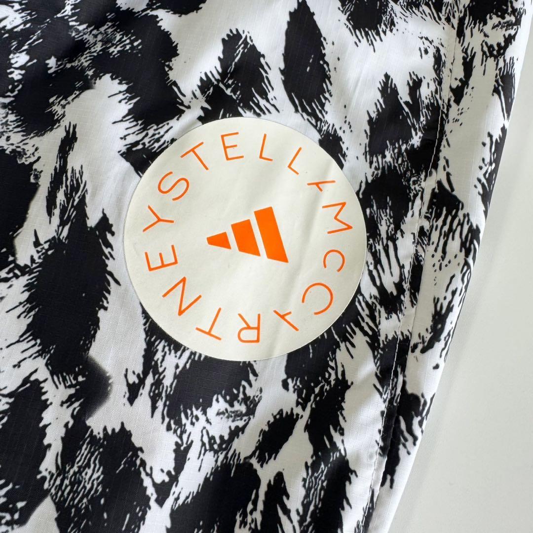 アディダス ステラマッカートニー トレーニングウェア ランジャケット レオパード