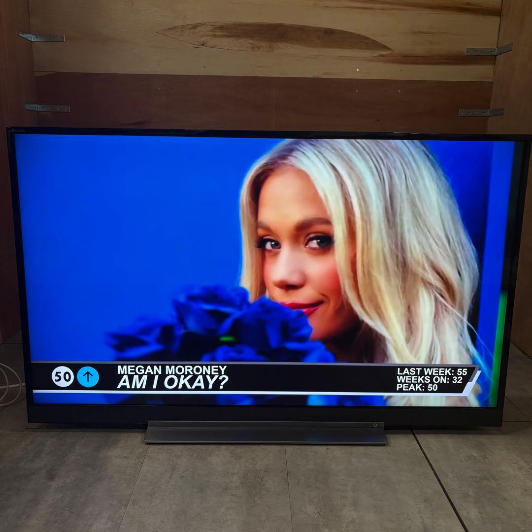 一都三県限定　配送無料　4K液晶テレビ　TOSHIBA 東芝　49インチ