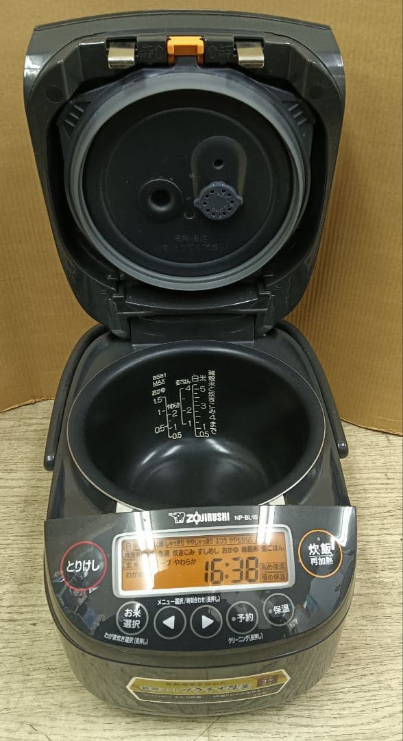 美品！象印 圧力IH炊飯ジャー　極め炊き　 5.5合炊き　NP-BL10