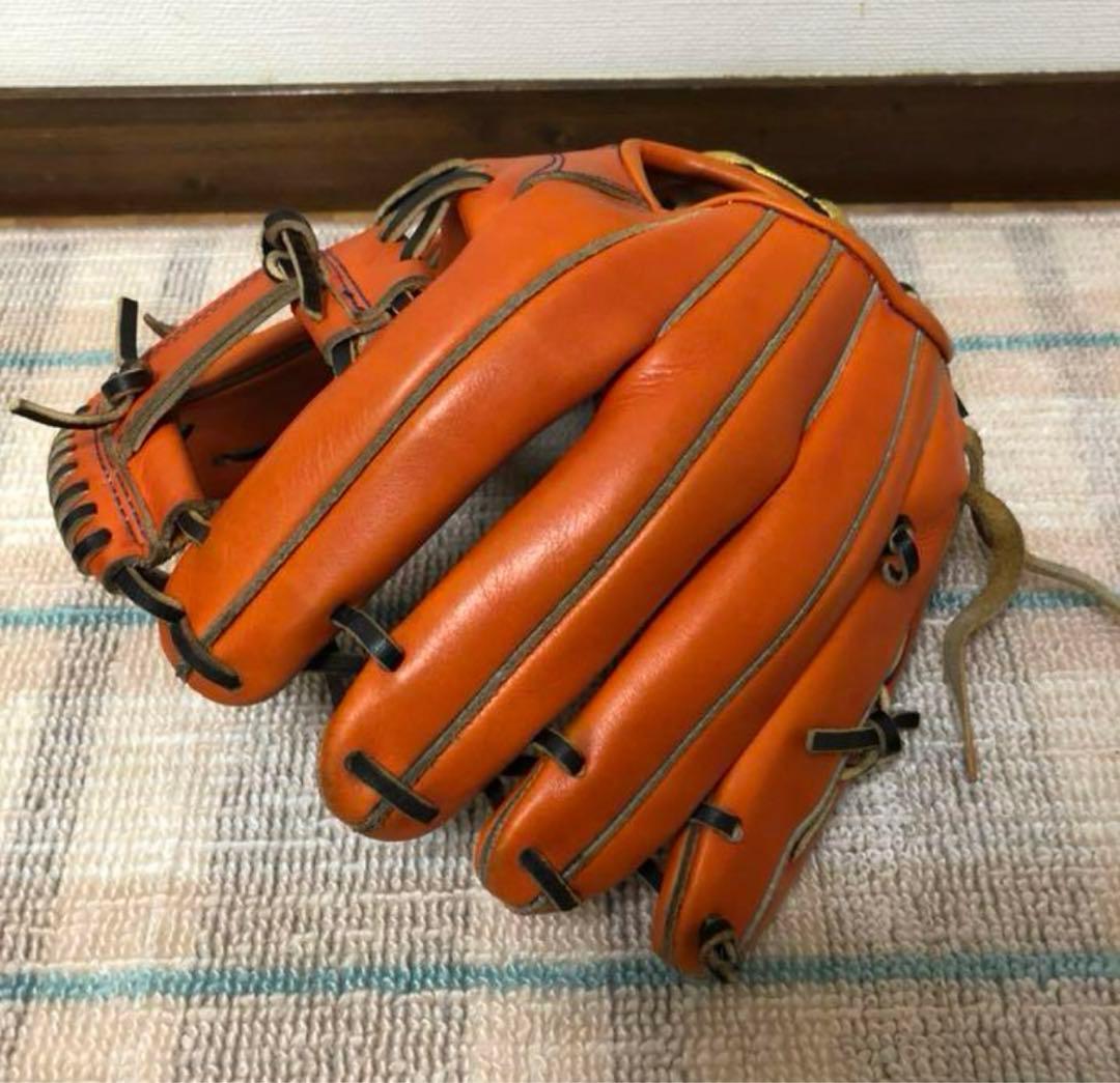 「激レア」アンダーアーマー オレンジ 硬式グローブ 内野手用