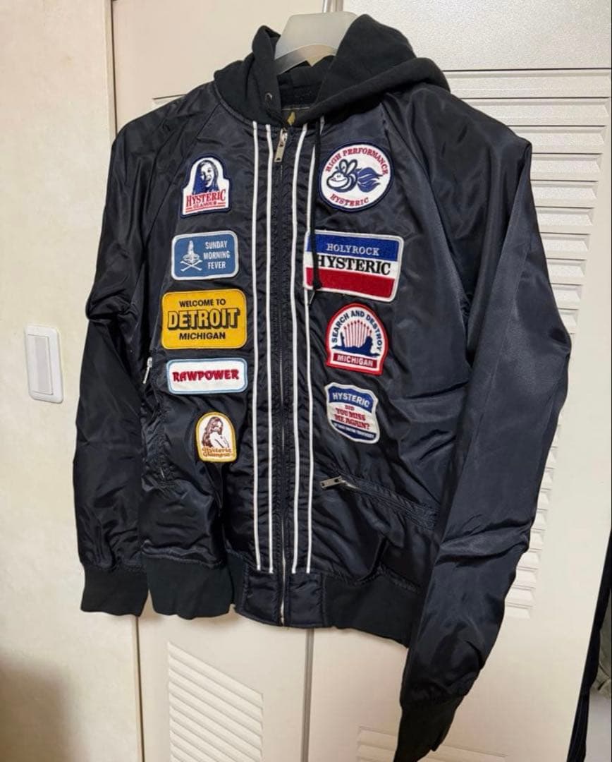 ヒステリックグラマー フード付きジャケット ブラック