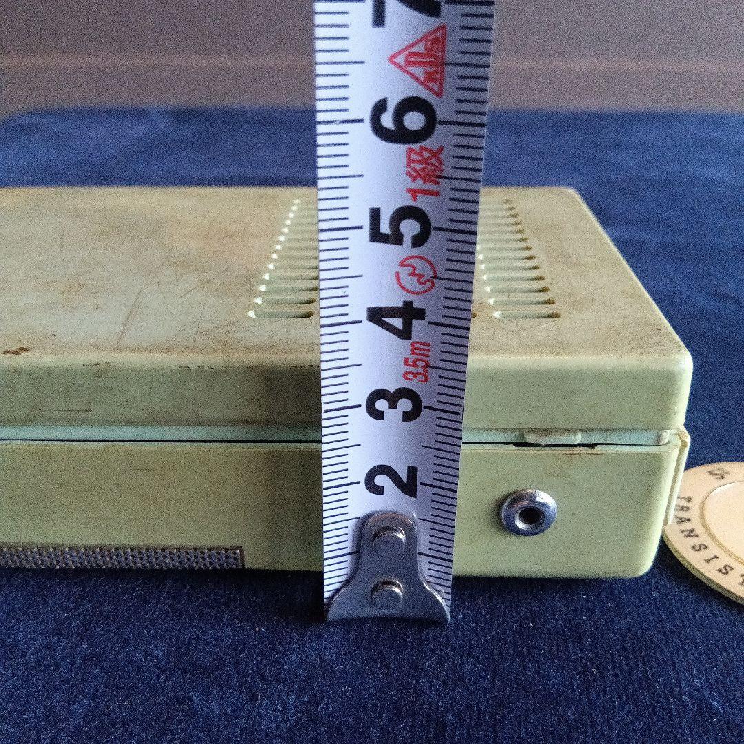 ジャンク品　トランジスタ　ラジオ　レトロ　ヴィンテージ